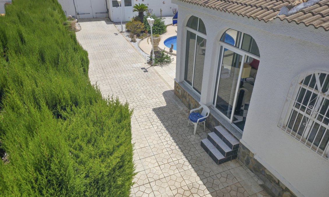 Wiederverkauf - Villa -
Torrevieja - Costa Blanca