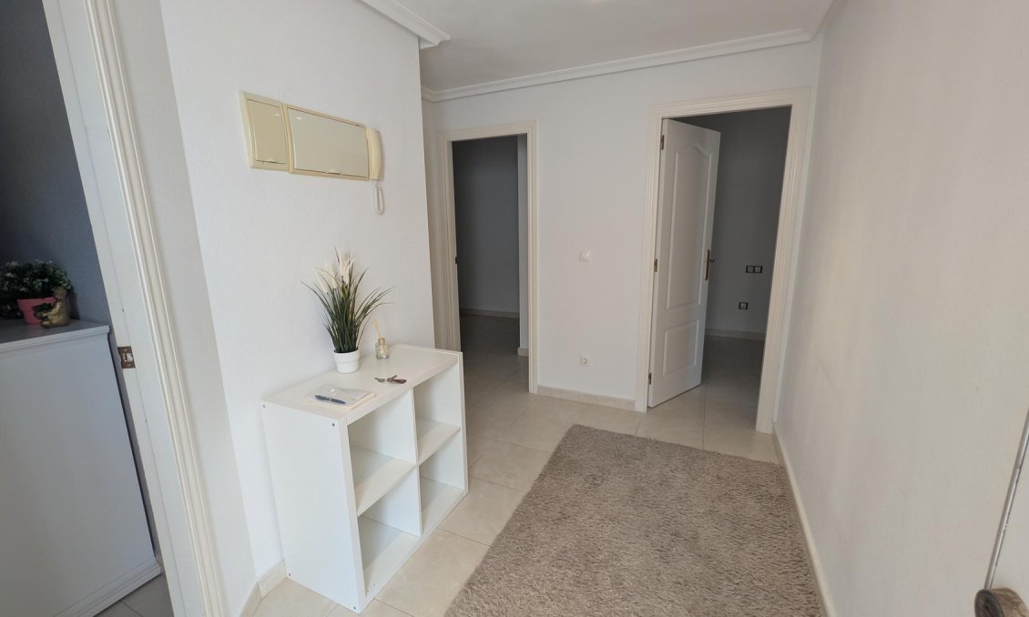 Resale - Villa -
Algorfa - Inland