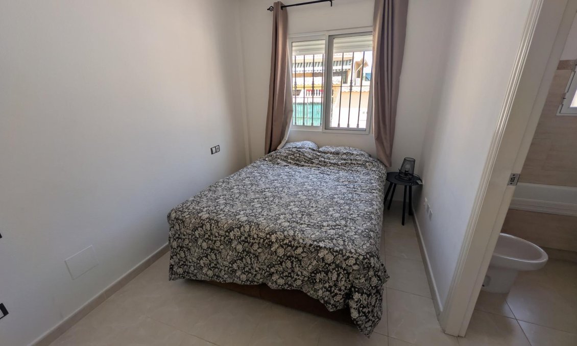 Resale - Villa -
Algorfa - Inland