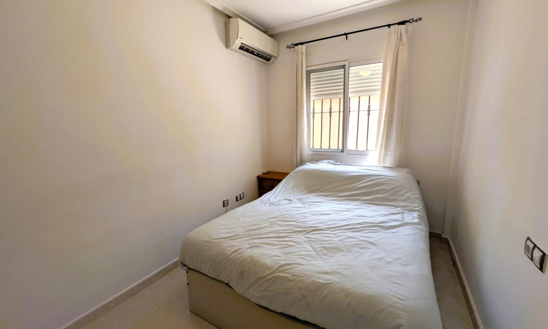 Resale - Villa -
Algorfa - Inland