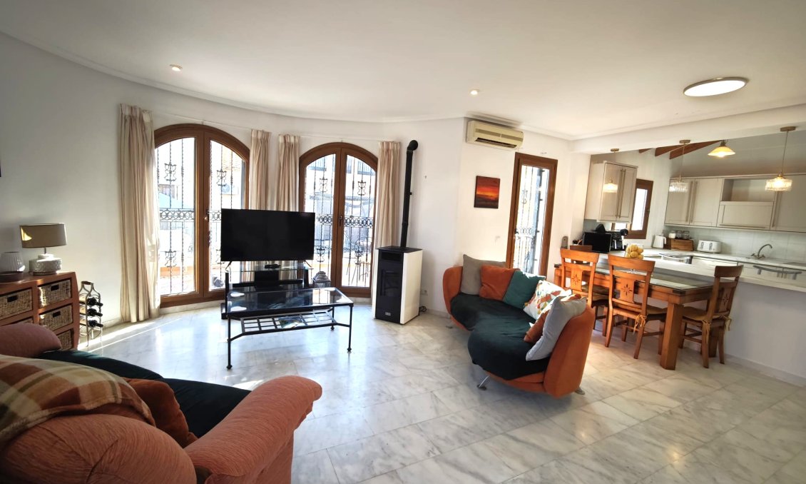 Használt Ingatlanok - Villa -
Algorfa - Inland