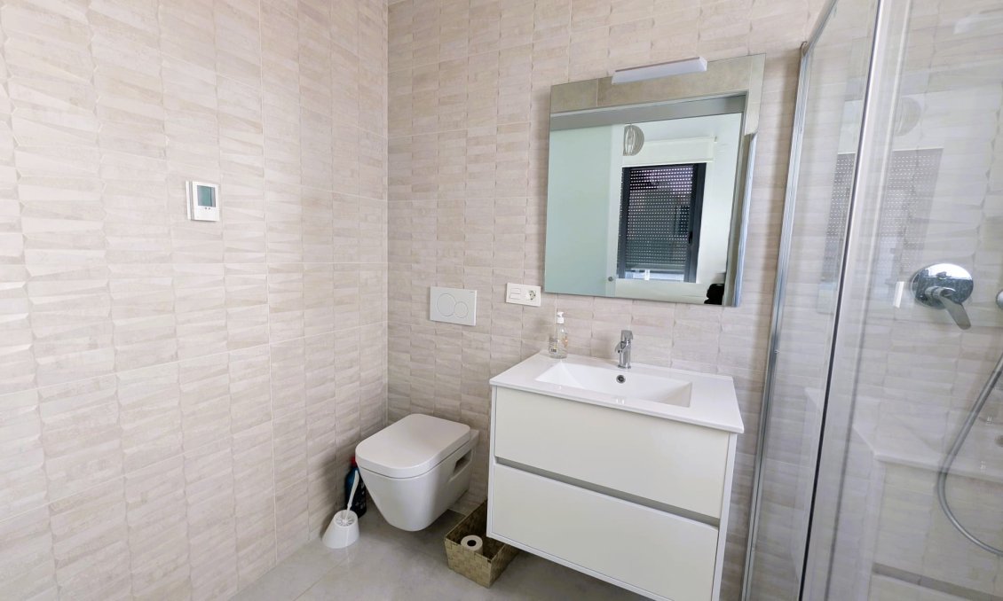 Használt Ingatlanok - Villa -
Cabo Roig - Costa Blanca