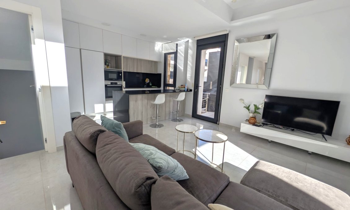 Használt Ingatlanok - Villa -
Cabo Roig - Costa Blanca