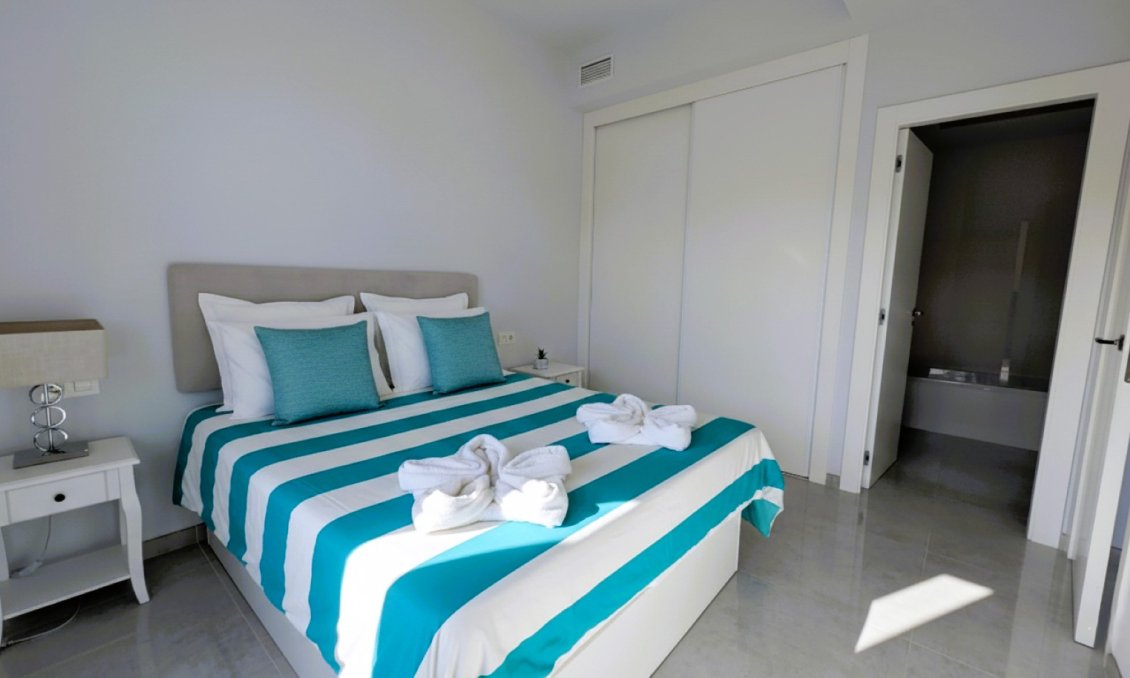 Használt Ingatlanok - Villa -
Cabo Roig - Costa Blanca