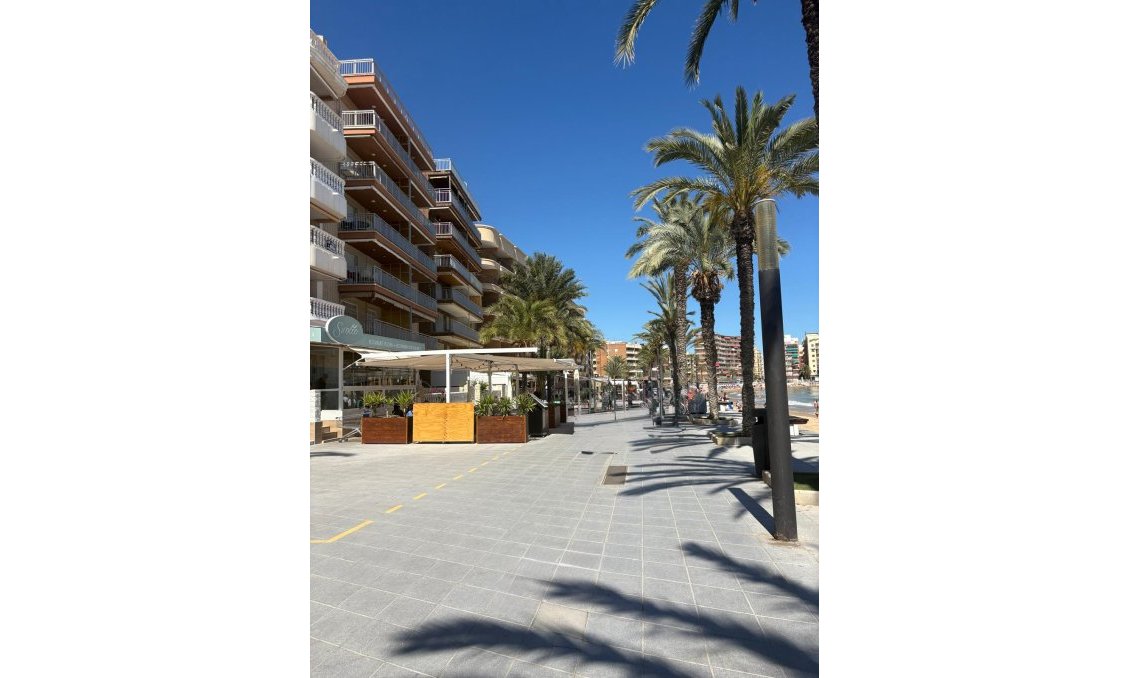 Használt Ingatlanok - Apartman -
Torrevieja - Costa Blanca