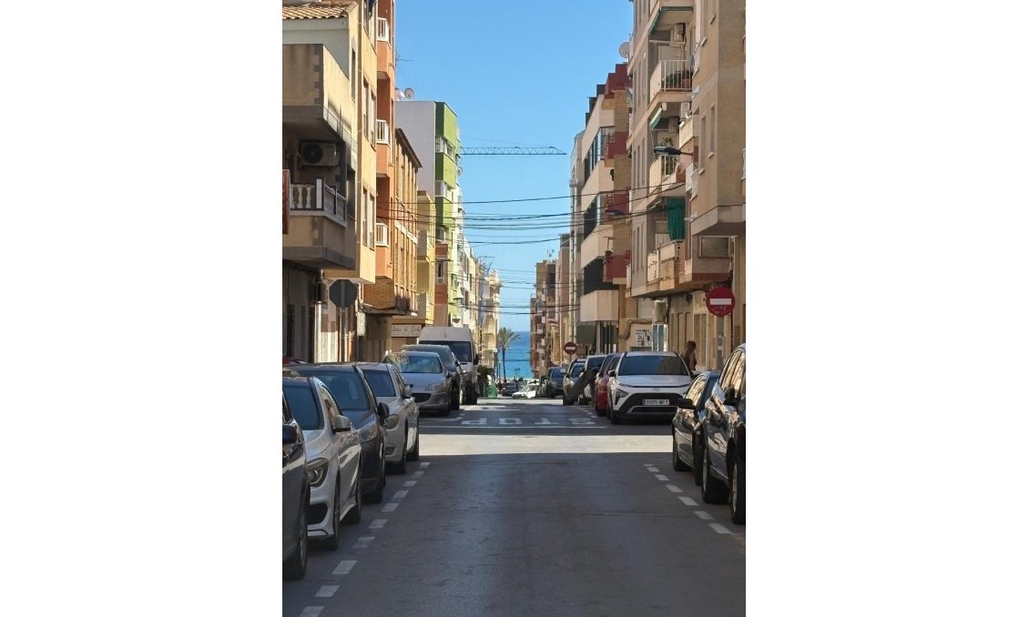 Használt Ingatlanok - Apartman -
Torrevieja - Costa Blanca