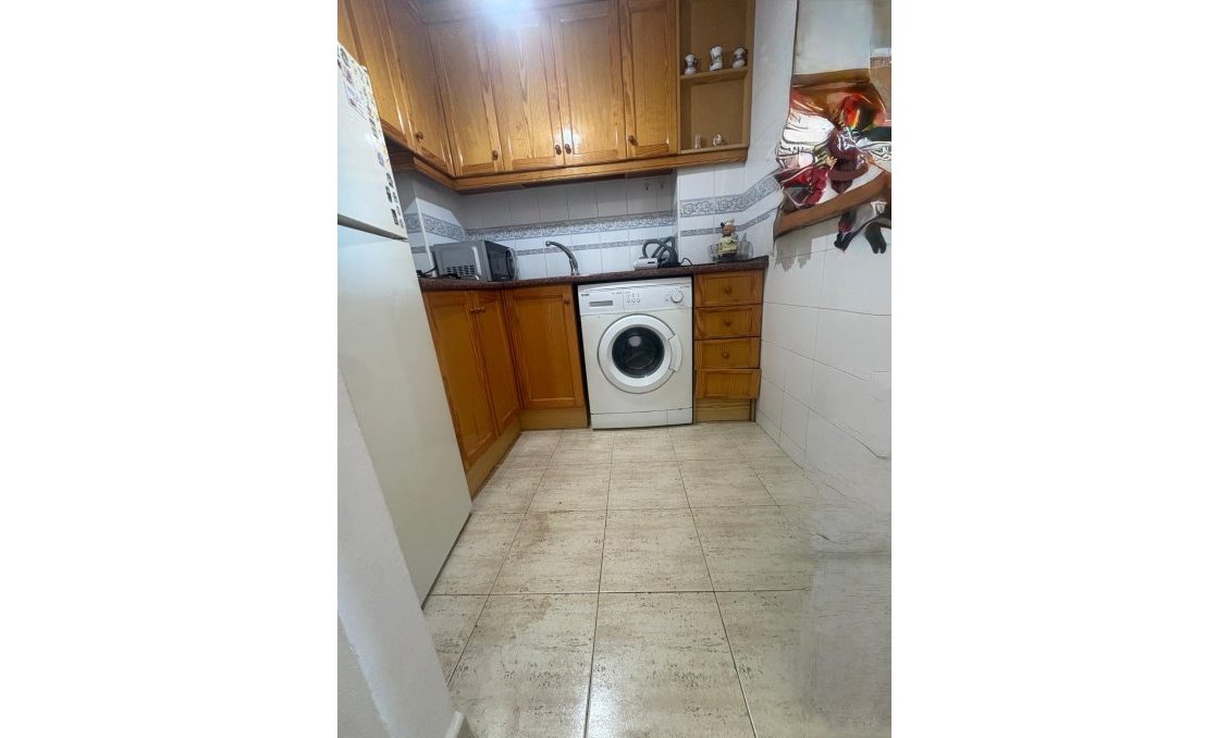 Használt Ingatlanok - Apartman -
Torrevieja - Costa Blanca