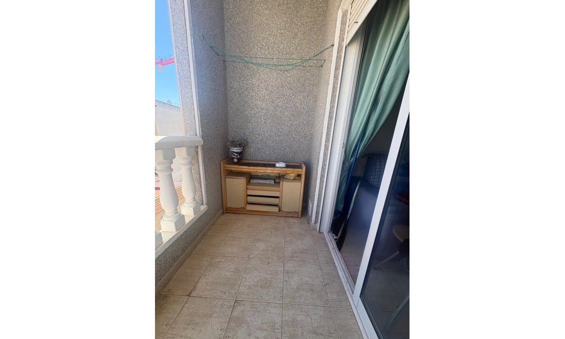Használt Ingatlanok - Apartman -
Torrevieja - Costa Blanca