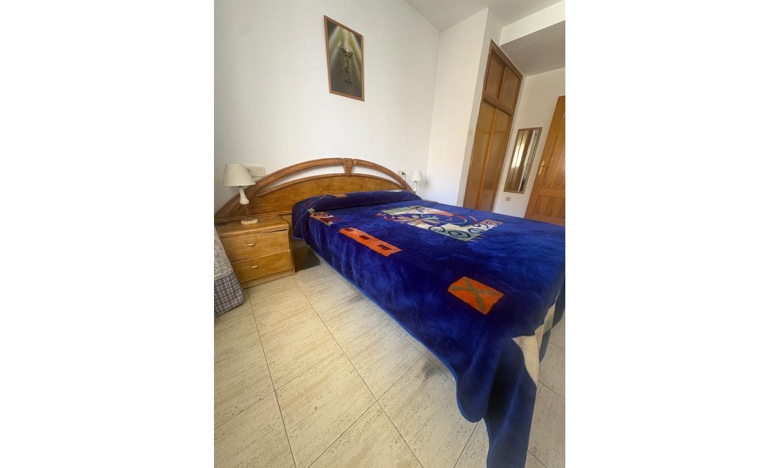 Használt Ingatlanok - Apartman -
Torrevieja - Costa Blanca
