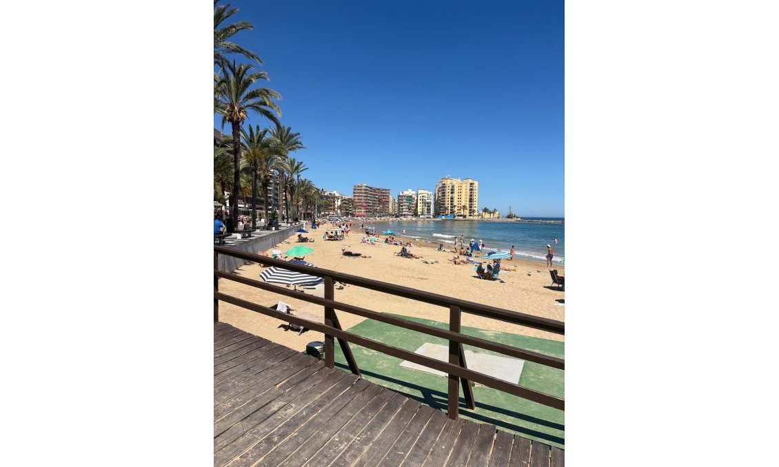 Használt Ingatlanok - Apartman -
Torrevieja - Costa Blanca