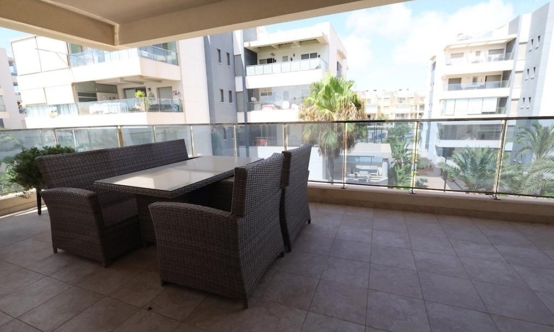 Segunda mano - Apartamento -
Orihuela Costa - Costa Blanca