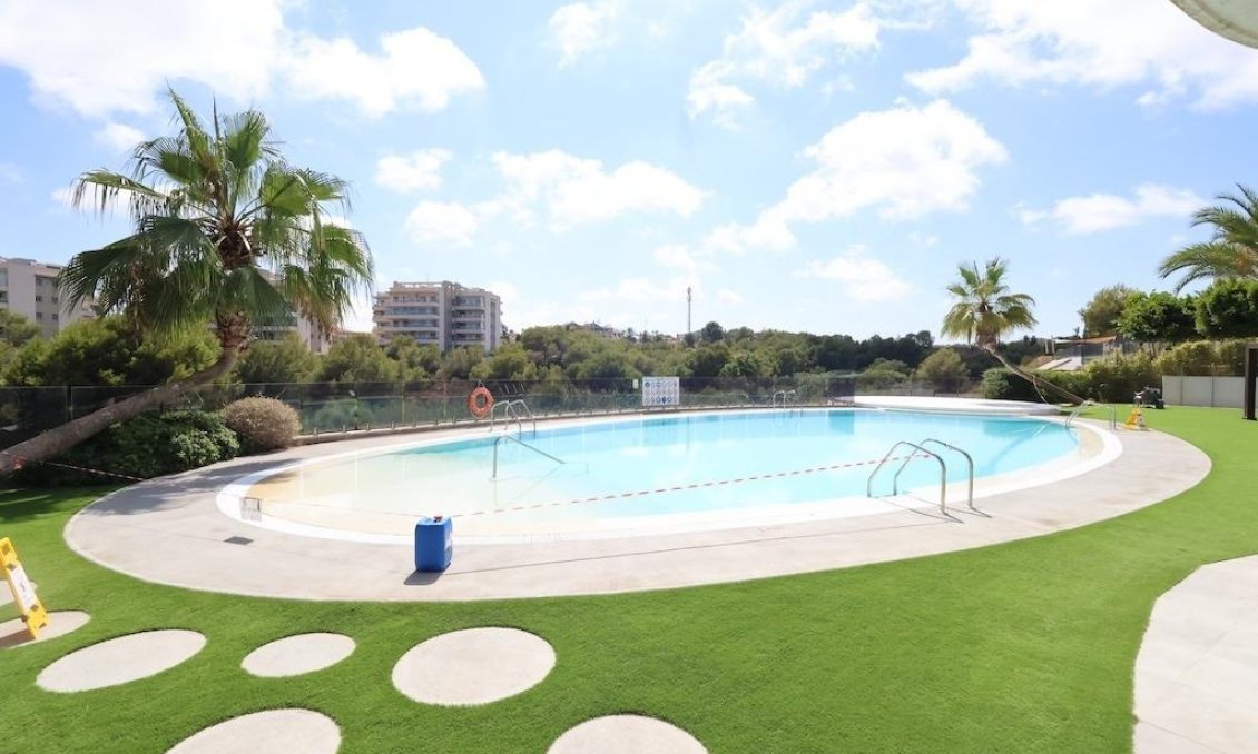 Segunda mano - Apartamento -
Orihuela Costa - Costa Blanca