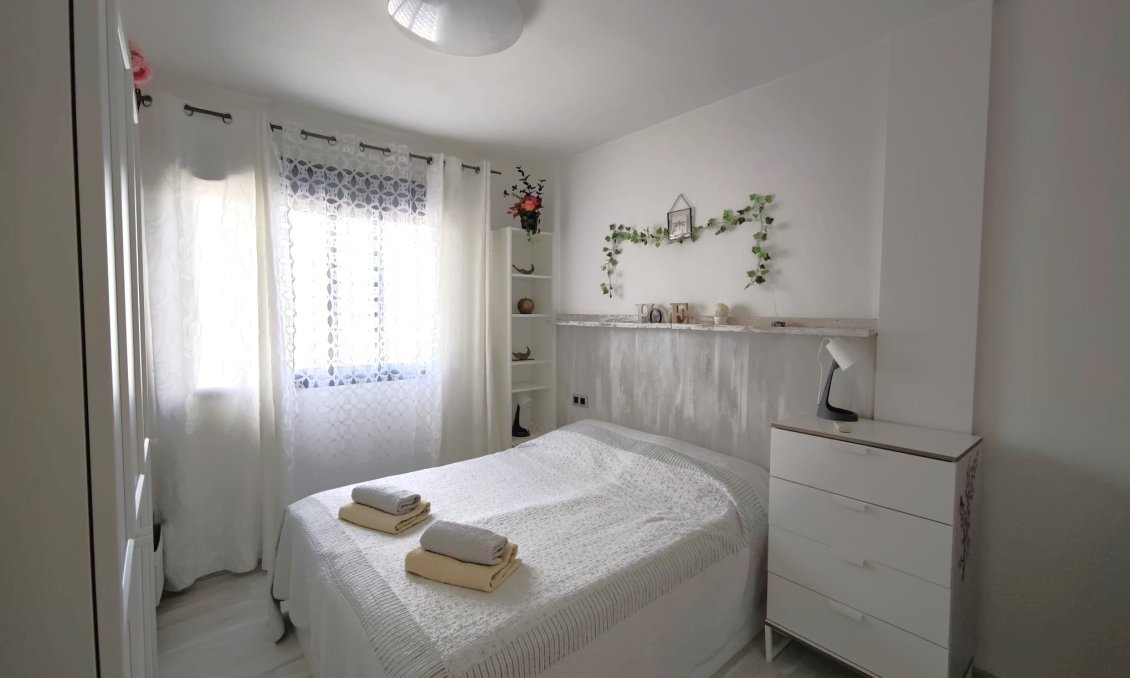 Használt Ingatlanok - Apartman -
La Zenia - Costa Blanca
