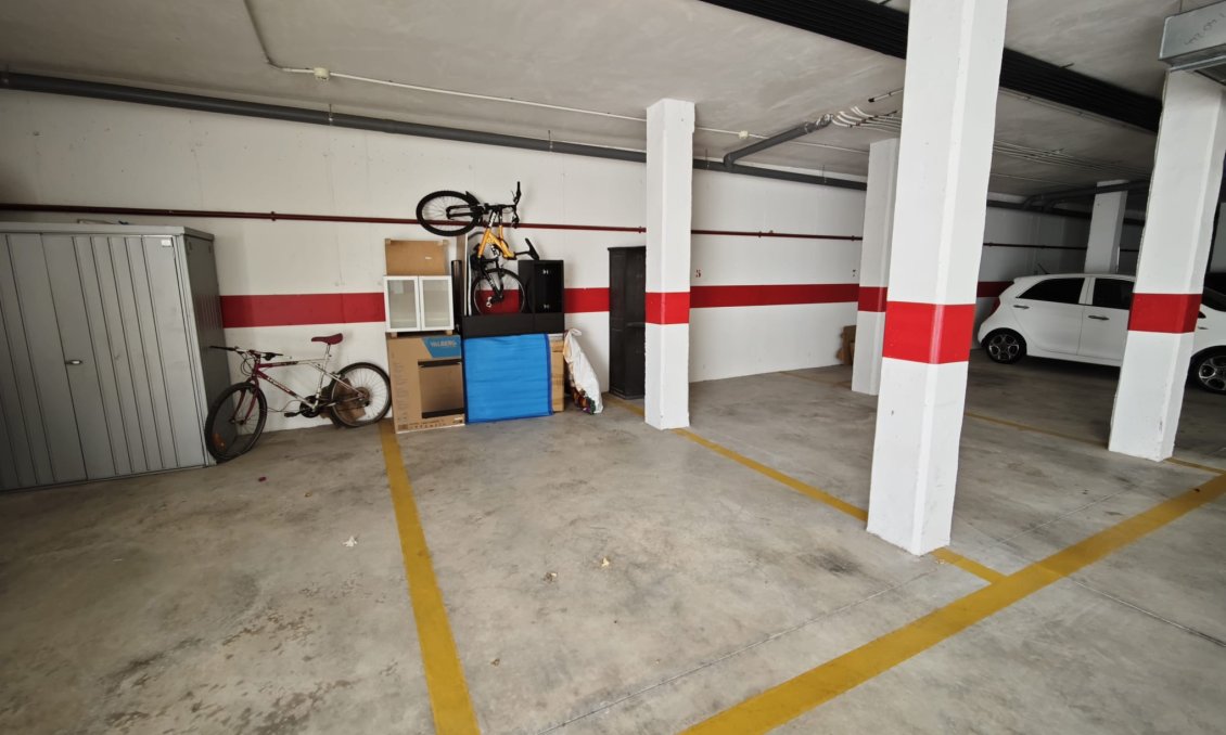 Használt Ingatlanok - Apartman -
La Zenia - Costa Blanca