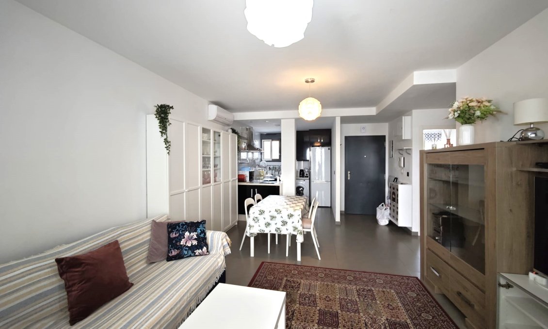Használt Ingatlanok - Apartman -
La Zenia - Costa Blanca