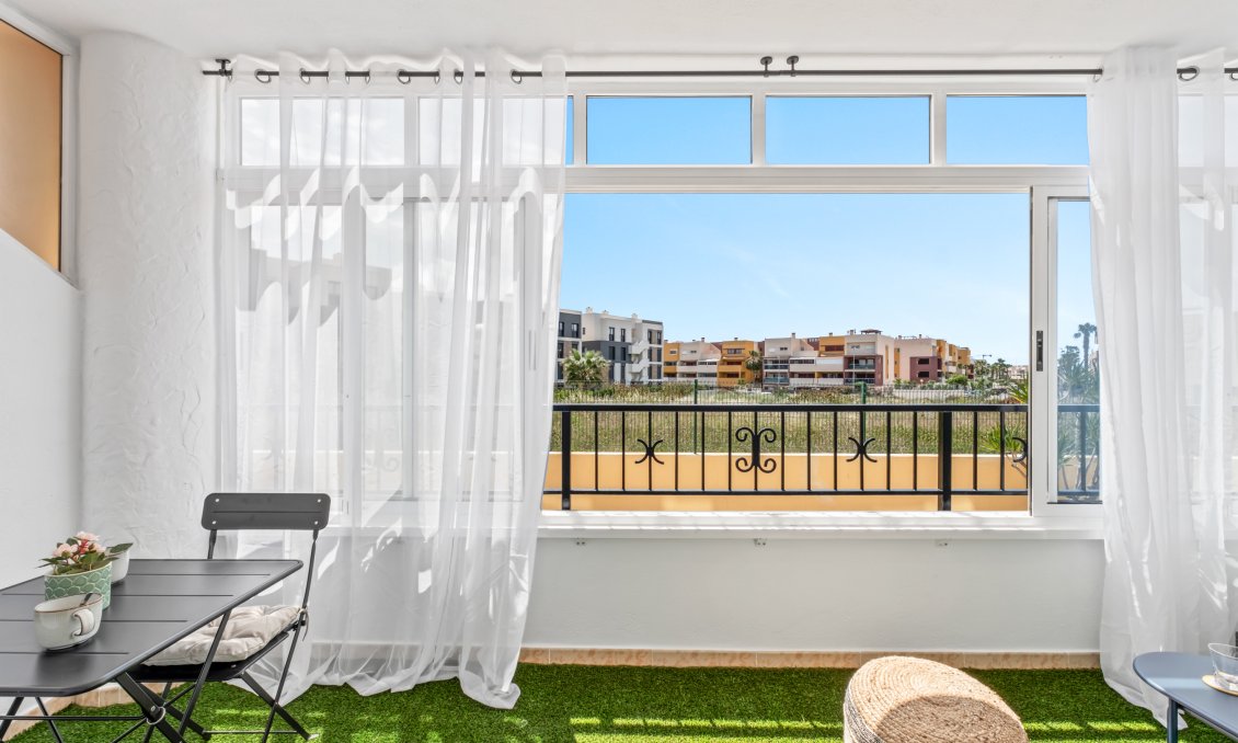 Használt Ingatlanok - Apartman -
Playa Flamenca - Costa Blanca