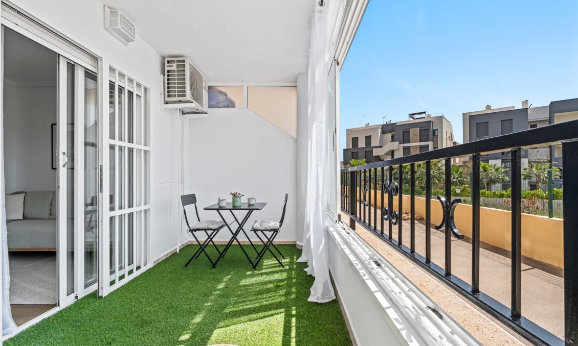 Használt Ingatlanok - Apartman -
Playa Flamenca - Costa Blanca