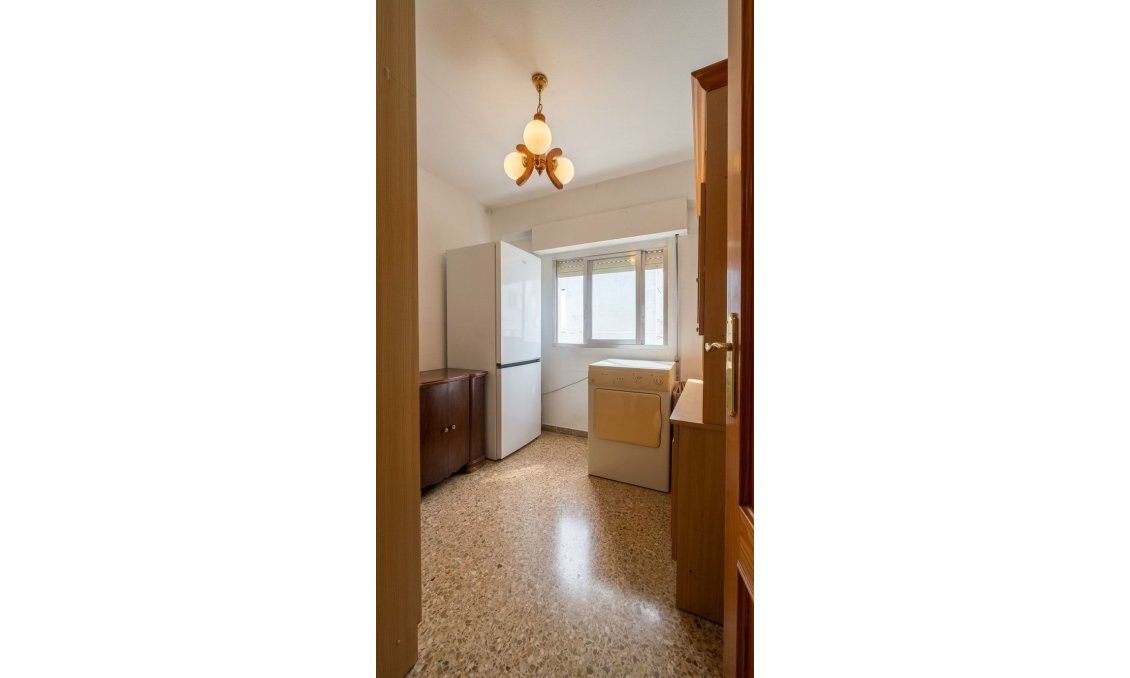 Resale - Apartment -
Denia - Costa Blanca