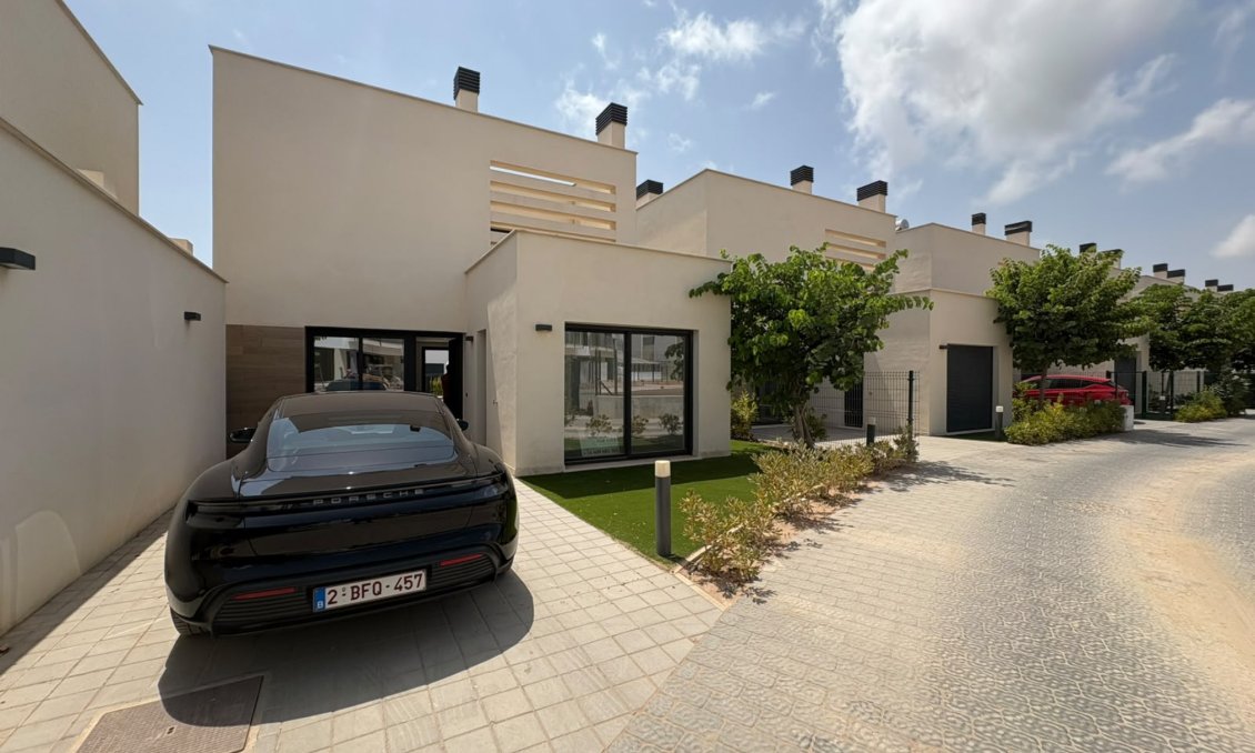 Használt Ingatlanok - Villa -
Torre Pacheco - Inland