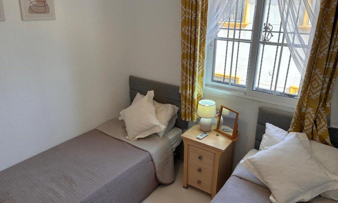 Resale - Villa -
Lomas de Caboroig - Costa Blanca