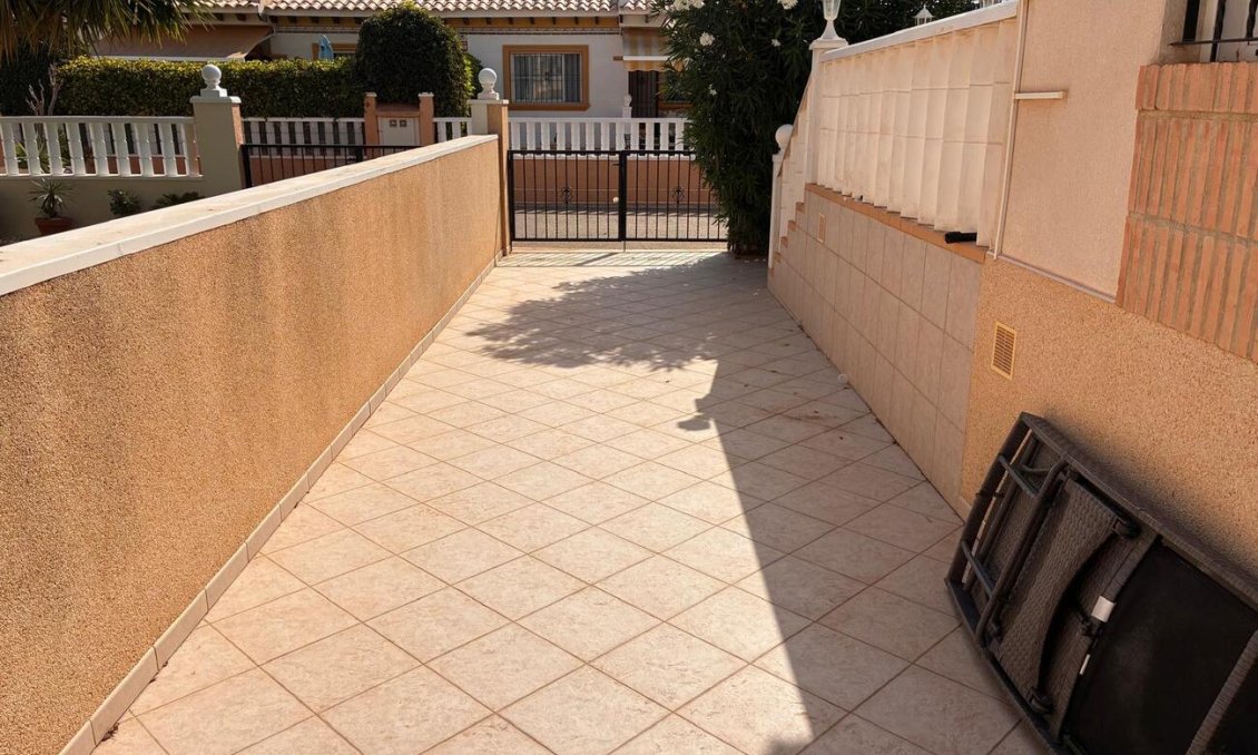 Resale - Villa -
Lomas de Caboroig - Costa Blanca