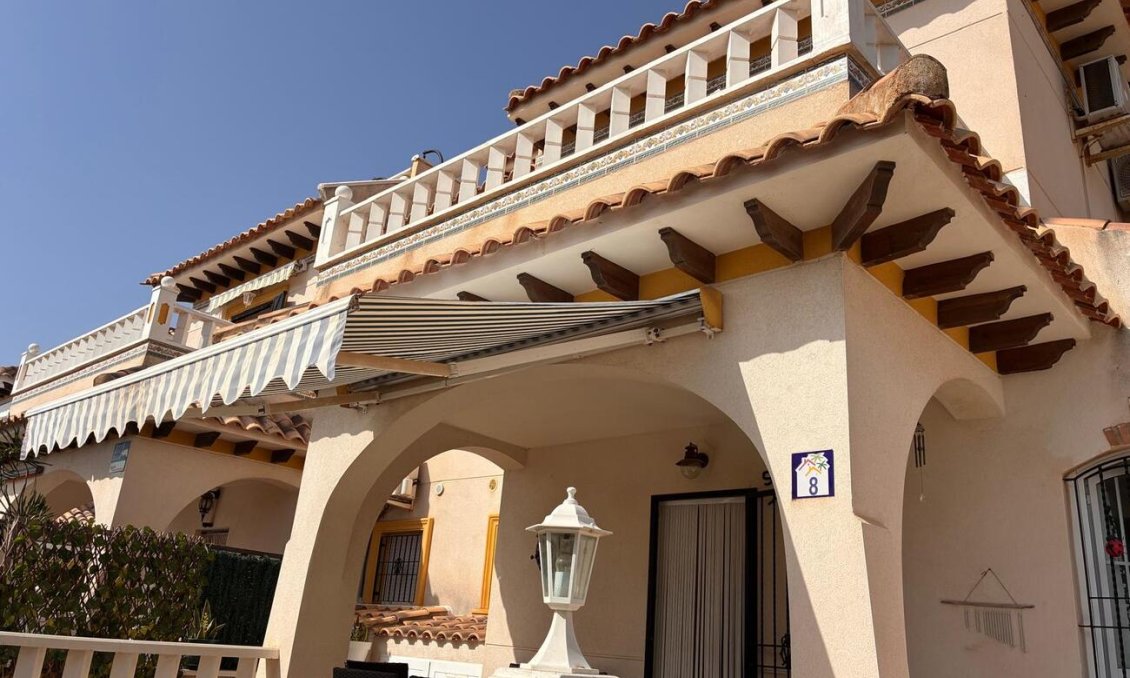Resale - Villa -
Lomas de Caboroig - Costa Blanca
