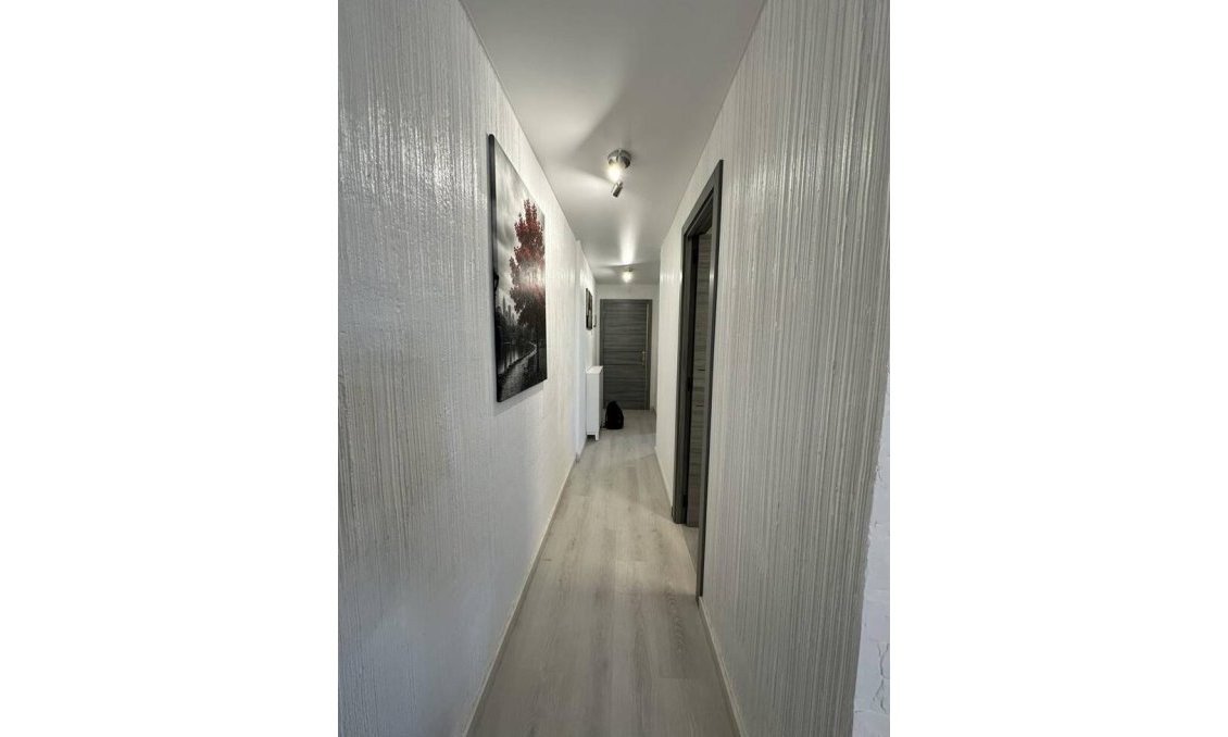 Segunda mano - Apartamento -
Torrevieja - Centro