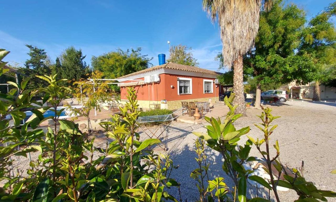Használt Ingatlanok - Villa -
Calasparra - Inland
