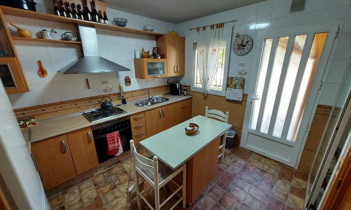 Használt Ingatlanok - Villa -
Calasparra - Inland