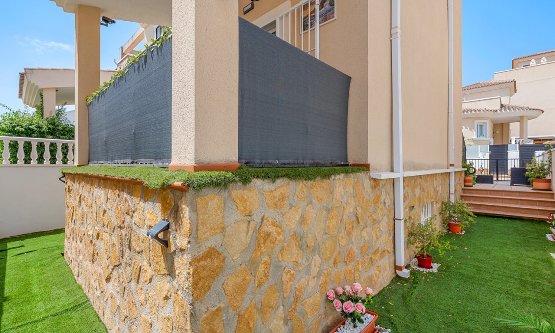 Revente - Villa / Jumelée -
San Miguel de Salinas - Costa Blanca