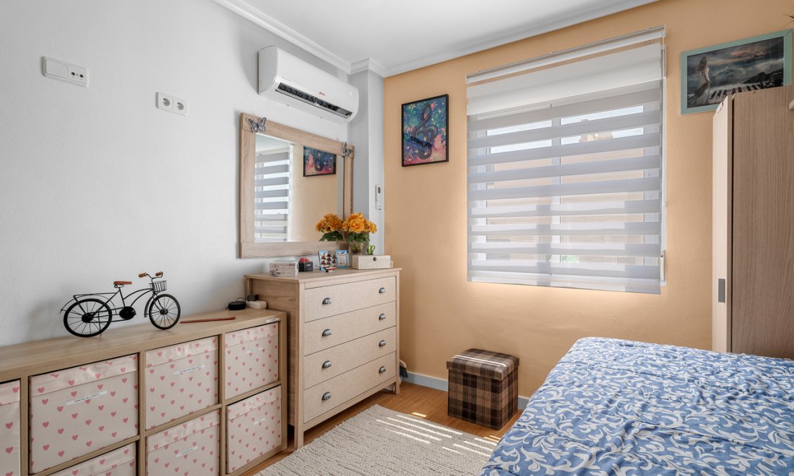 Revente - Villa / Jumelée -
San Miguel de Salinas - Costa Blanca