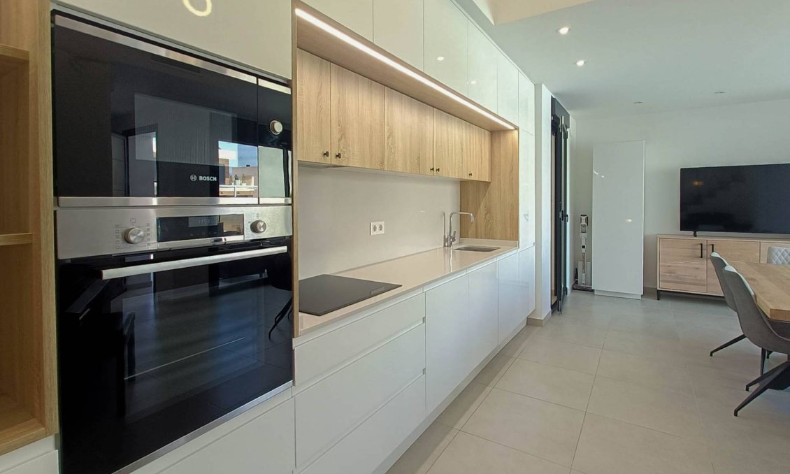 Resale - Villa -
Rojales - Inland