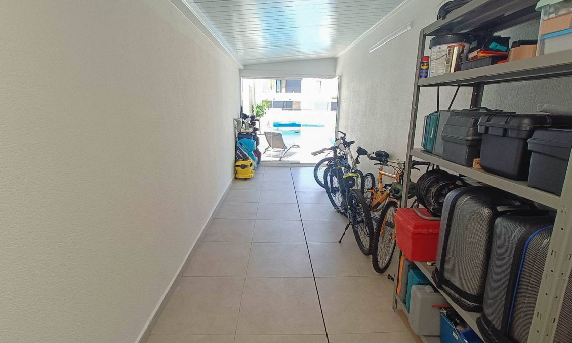 Resale - Villa -
Rojales - Inland