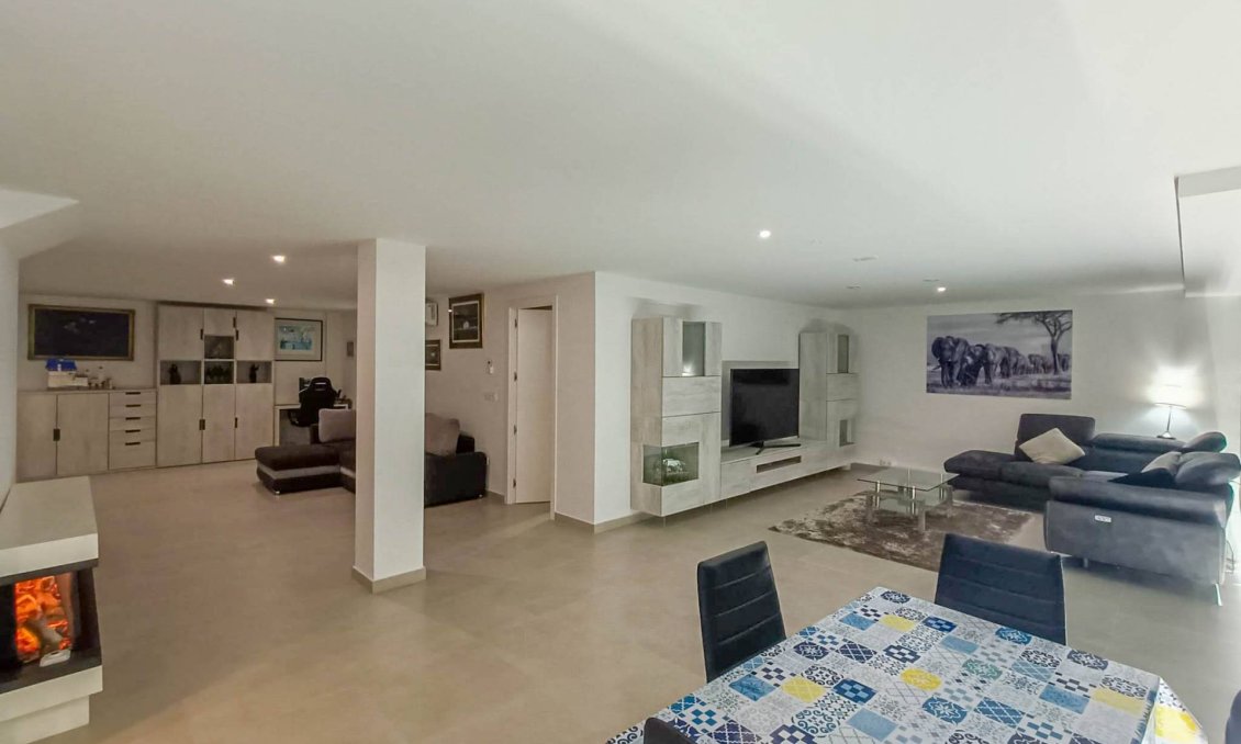 Resale - Villa -
Rojales - Inland