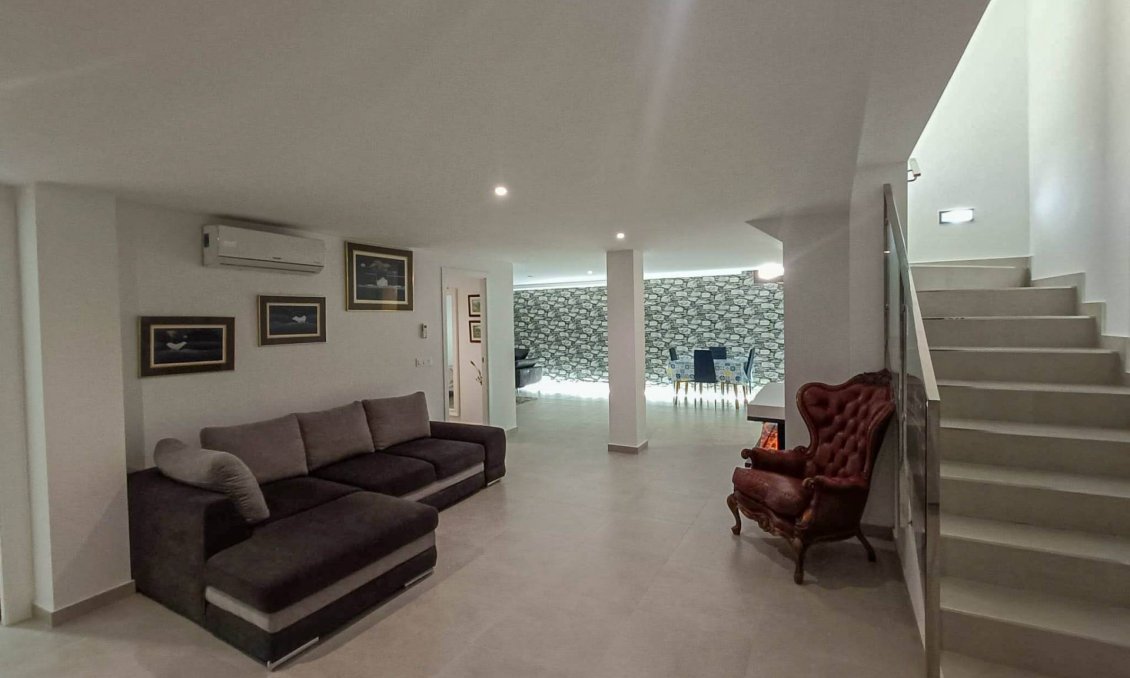 Resale - Villa -
Rojales - Inland