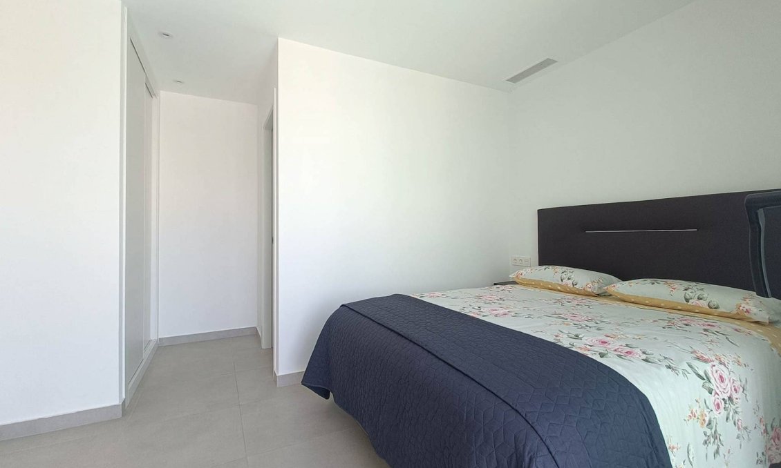 Resale - Villa -
Rojales - Inland
