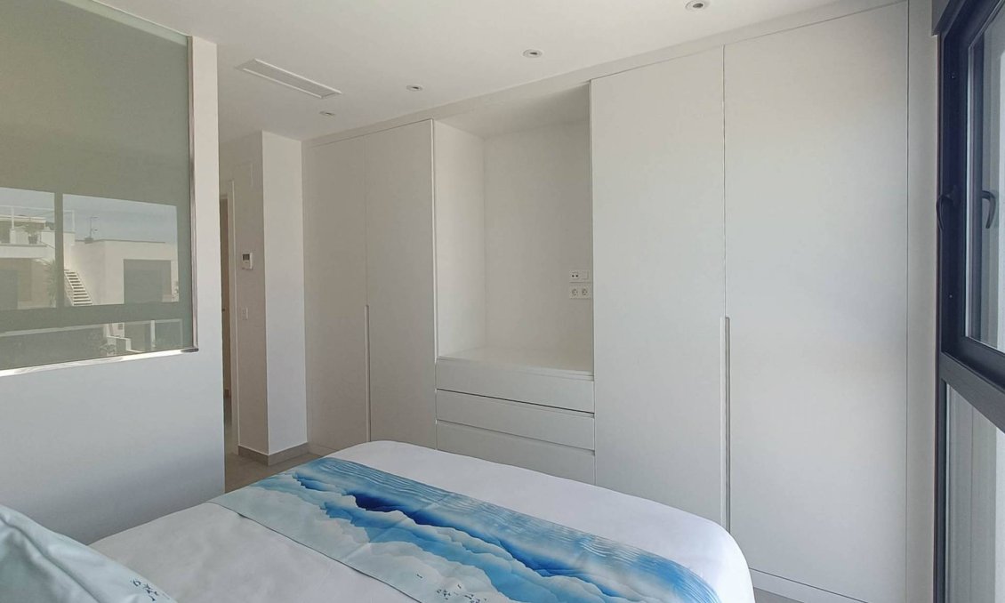 Resale - Villa -
Rojales - Inland