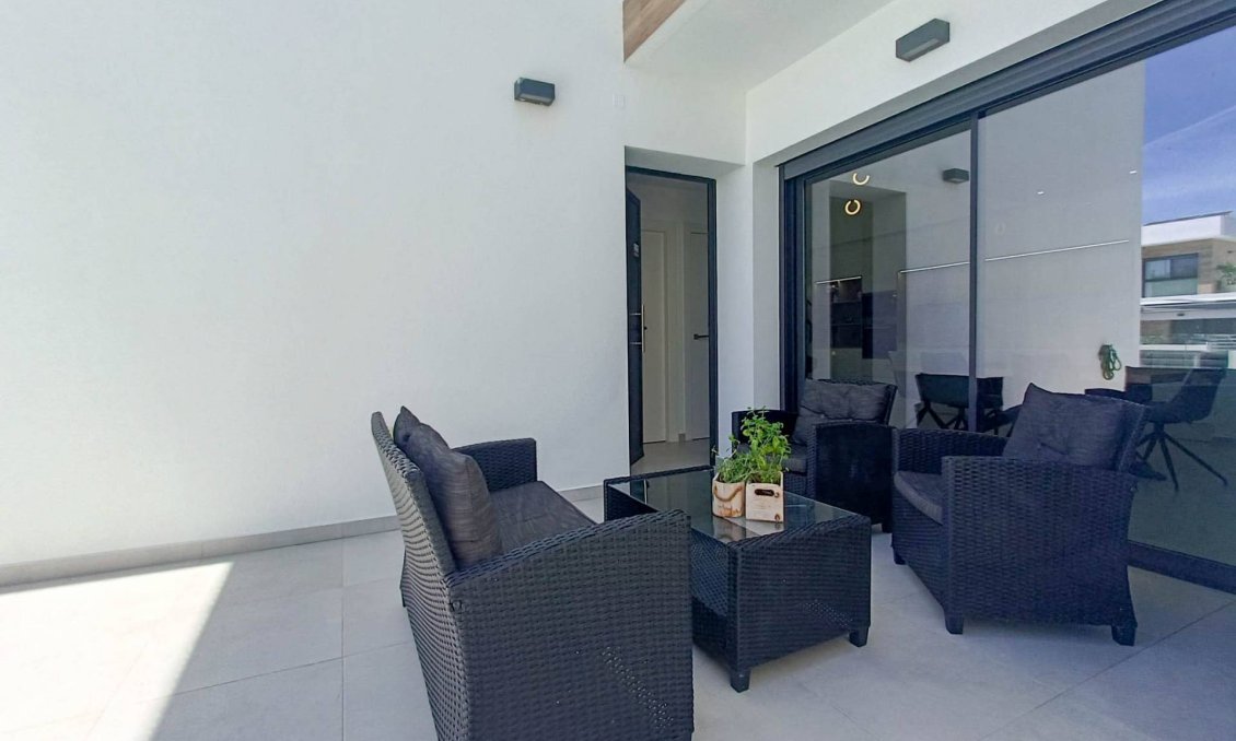 Resale - Villa -
Rojales - Inland