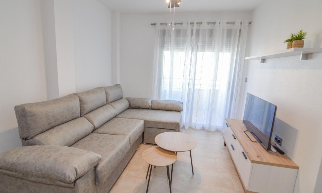 Használt Ingatlanok - Apartman -
Torrevieja - Playa del Cura