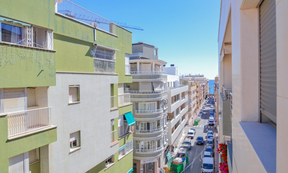 Használt Ingatlanok - Apartman -
Torrevieja - Playa del Cura