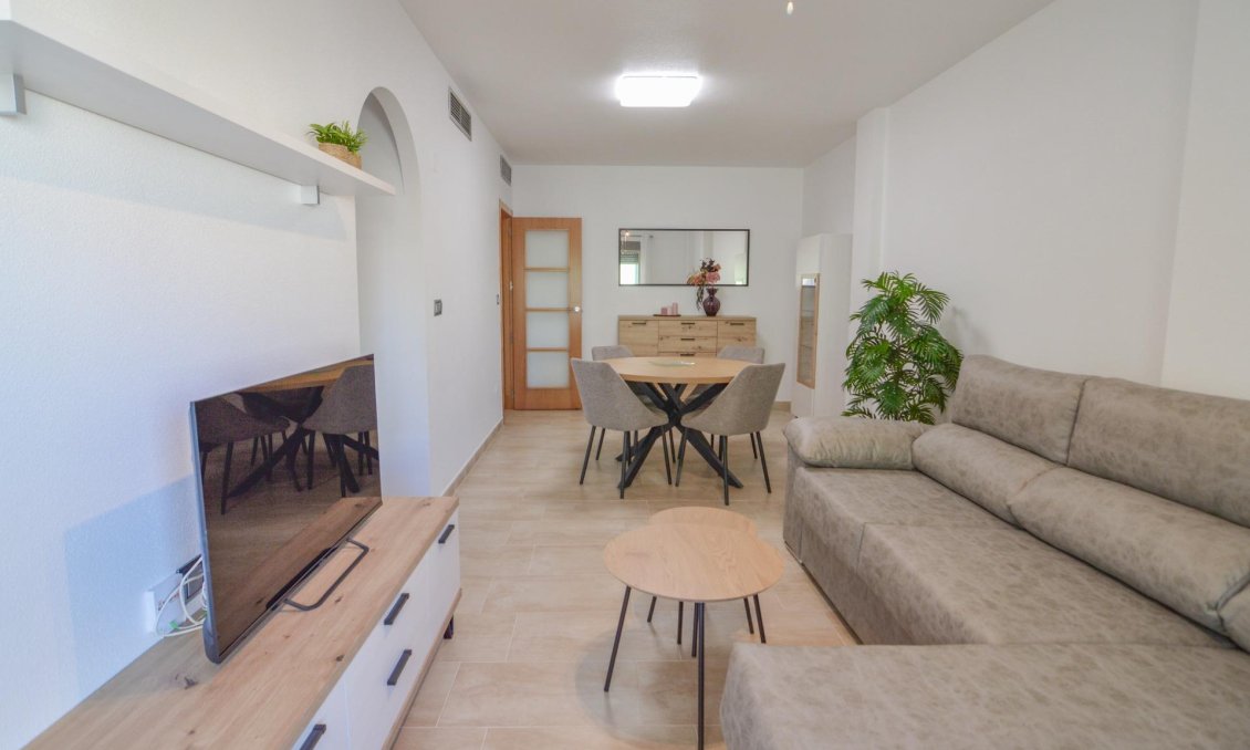 Használt Ingatlanok - Apartman -
Torrevieja - Playa del Cura