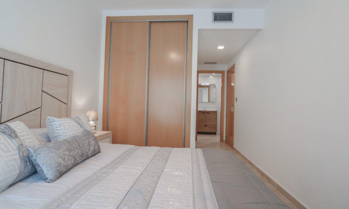 Használt Ingatlanok - Apartman -
Torrevieja - Playa del Cura