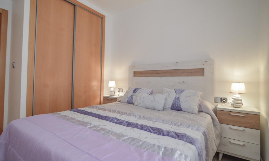 Használt Ingatlanok - Apartman -
Torrevieja - Playa del Cura