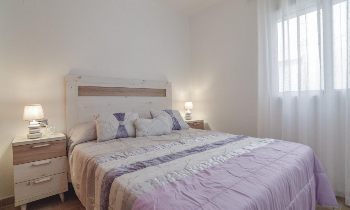 Használt Ingatlanok - Apartman -
Torrevieja - Playa del Cura