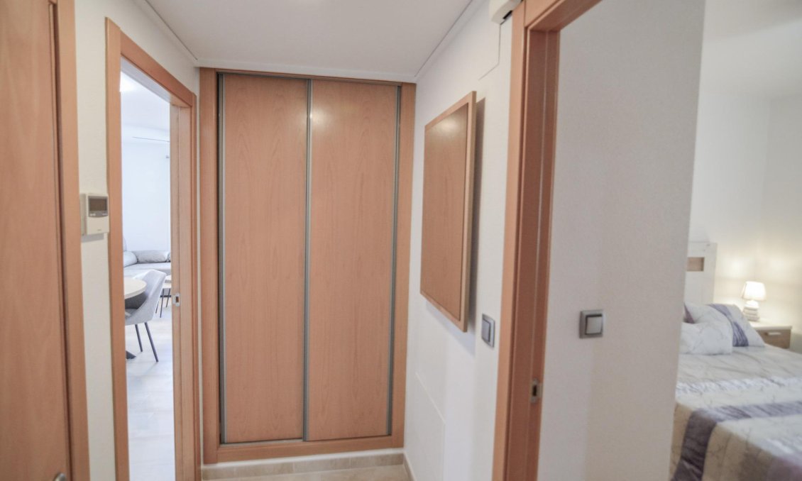 Használt Ingatlanok - Apartman -
Torrevieja - Playa del Cura