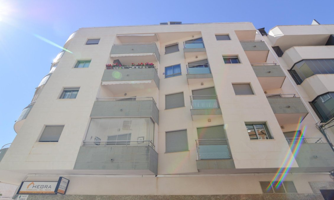 Használt Ingatlanok - Apartman -
Torrevieja - Playa del Cura