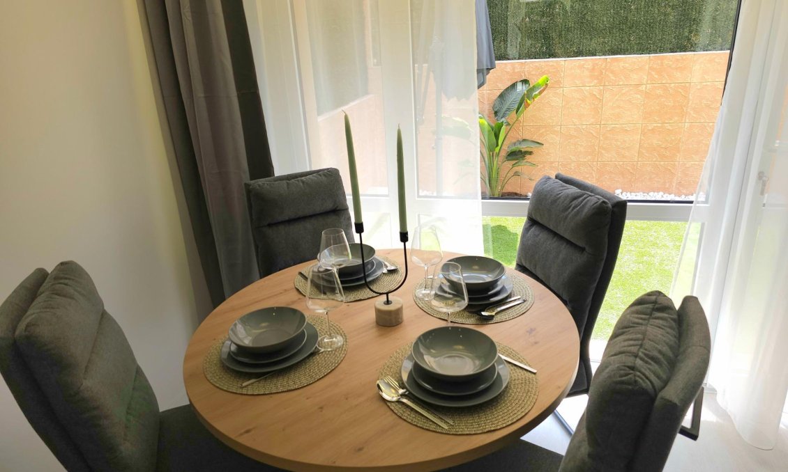 Használt Ingatlanok - Bungaló -
Torrevieja - Los Europeos