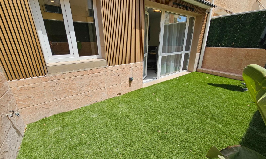 Használt Ingatlanok - Bungaló -
Torrevieja - Los Europeos