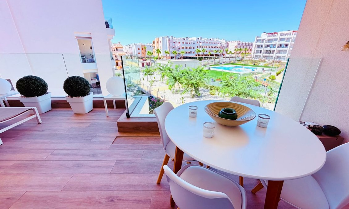 Segunda mano - Apartamento -
Orihuela Costa - Costa Blanca
