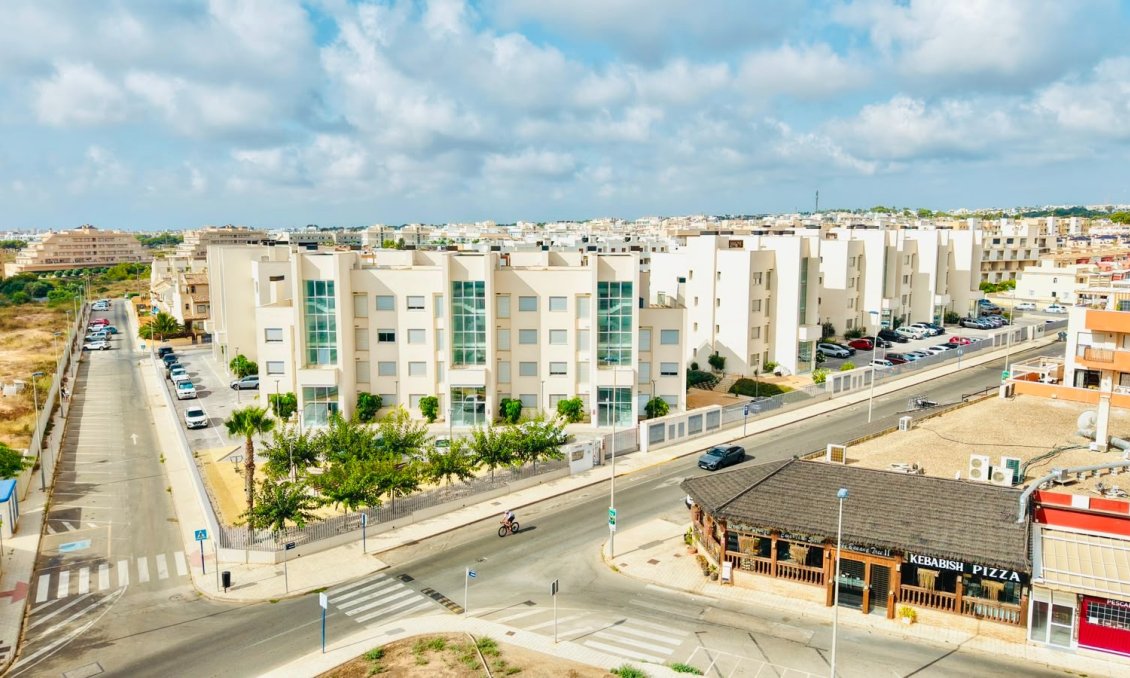 Segunda mano - Apartamento -
Orihuela Costa - Costa Blanca